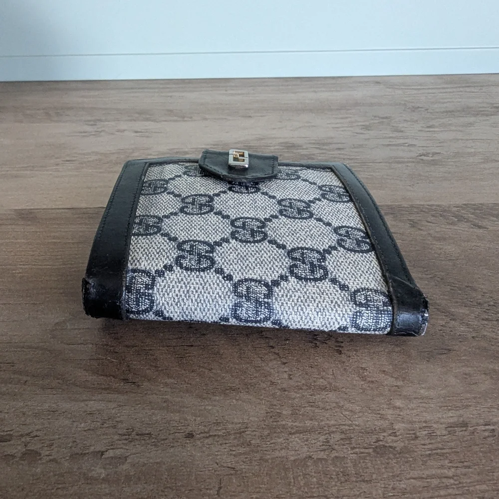 Gucci Monogram Canvas Wallet - Picture 6 of 11